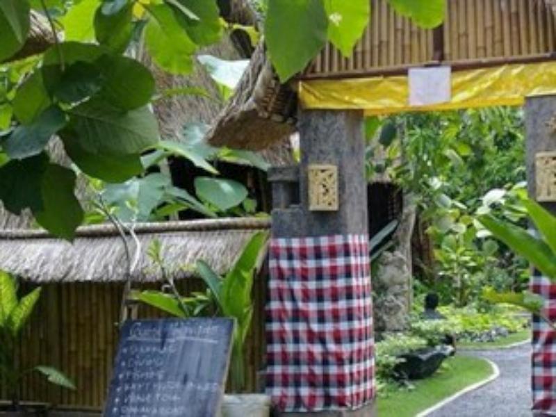 Alam Nusa Bungalow Huts & Spa Lembongan Exterior photo